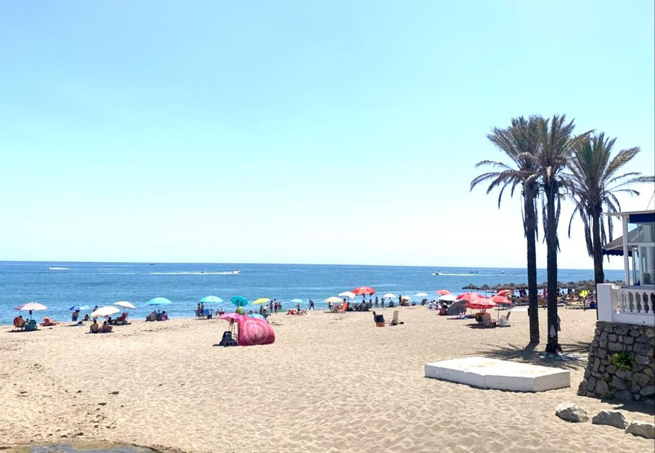 Precioso Estudio Frente Al Mar Con Piscina Benalmadena Exterior photo